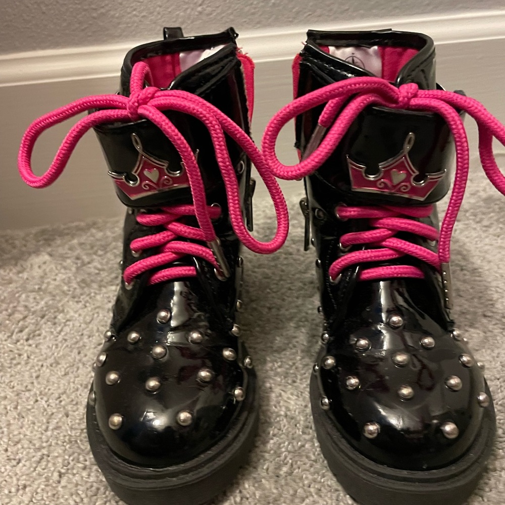Limited addition Disney boots for girls
